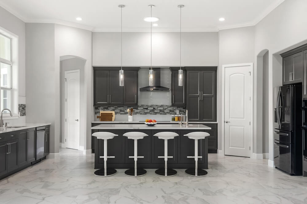 custom-home-builds-kitchen-island-highland-homes-central-florida-primary